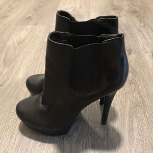 Gianni Bini Black Heel Booties